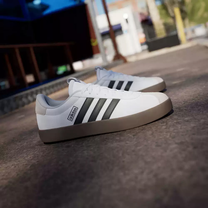 adidas  White Black Suede Toe  - огляд і ціна Adidas Shoes Samba